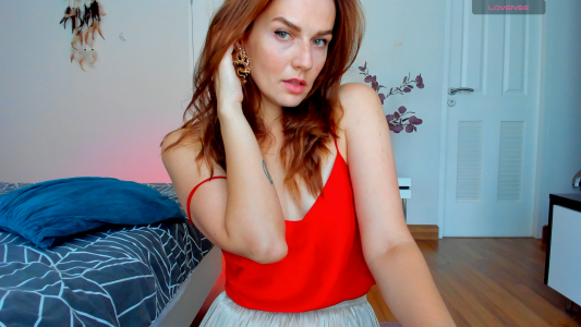 BritneyHall Public Immagine  6