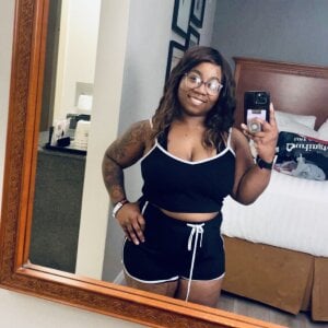 FunsizedMelanie #SelfieLife Pic