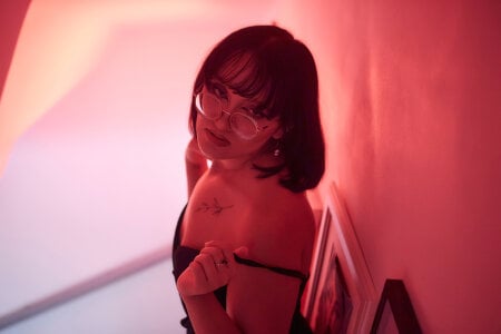 JadeNoa Public Pic 3