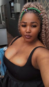 Public de SultryBusty Foto 7