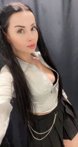 CrazzyChicks Public Pic 2