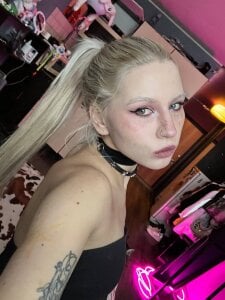 MiaMilla Public Pic 5