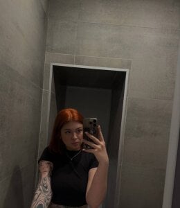 RedChilliBabe Public Pic 4