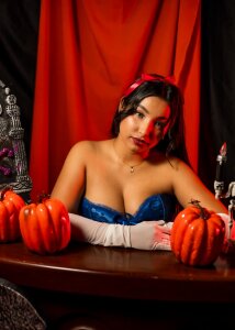 ArianaBDSM Public Pic 2