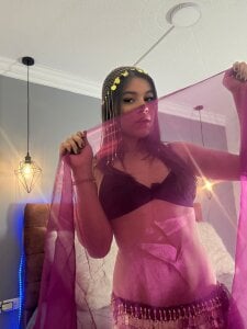 Renata_Lux Sensual dance Pic 2