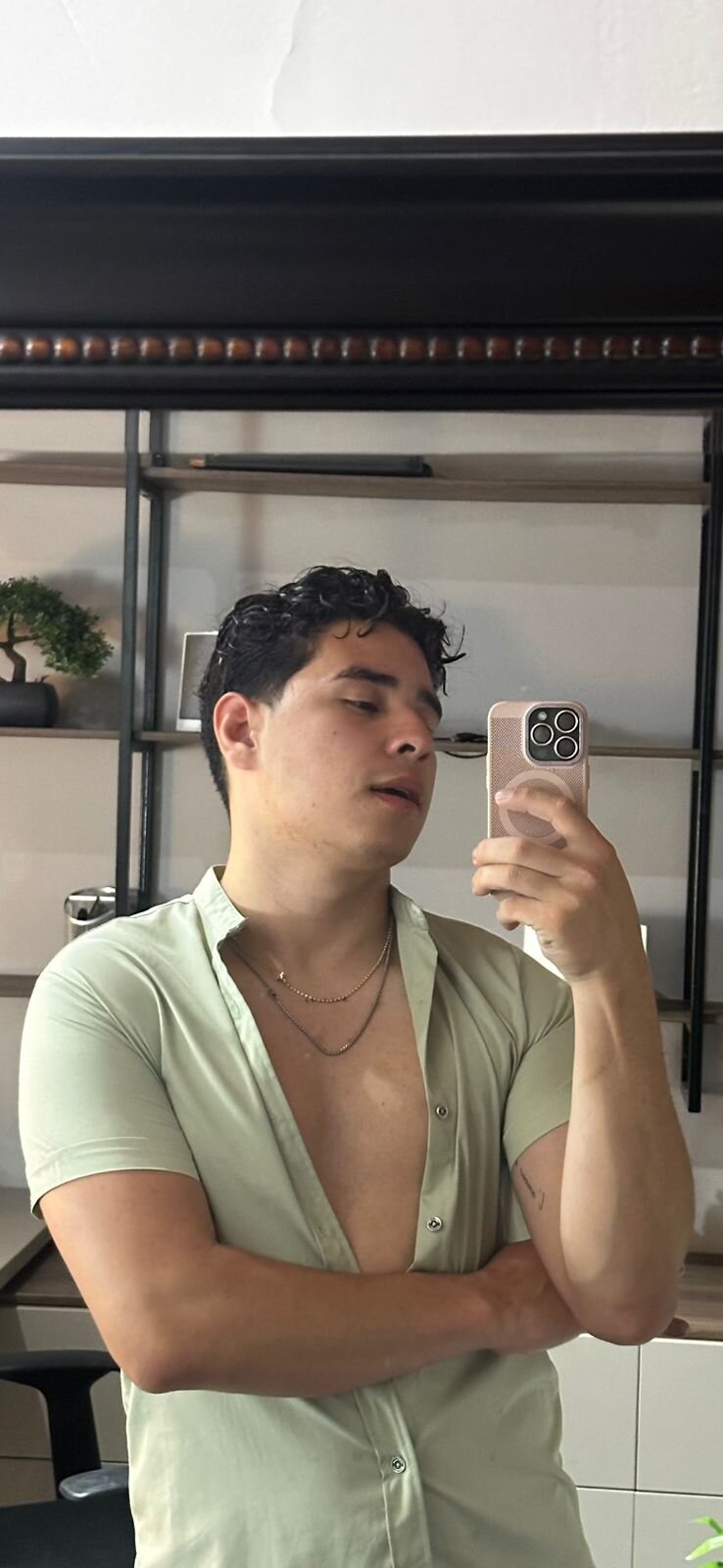 Gabriell_ramirez Právě oblíbené foto 7599