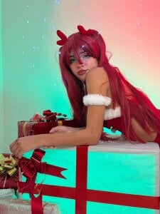 Taylorsmitth_ 🎁 Because without you, this magic would not exist. Enjoy this Christmas album made with love 💕 Pic 4