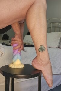 milf-Lacey Public Pic 4