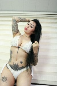 Vicky_hotmilf bikini Pic 4