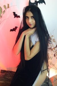 anna_alvarez This nun will only sin for today Foto 3