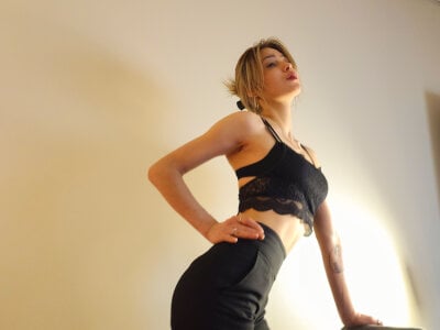 AlysiaSun_ Strictly for u... Maybe Pic 2