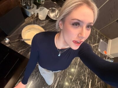 Lynnelsu Public Pic 4