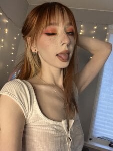 some of my selfies😜 od sweetuniporn  7 snímek