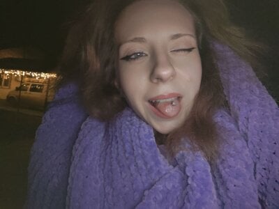 TiaraHenegan Public Pic 4