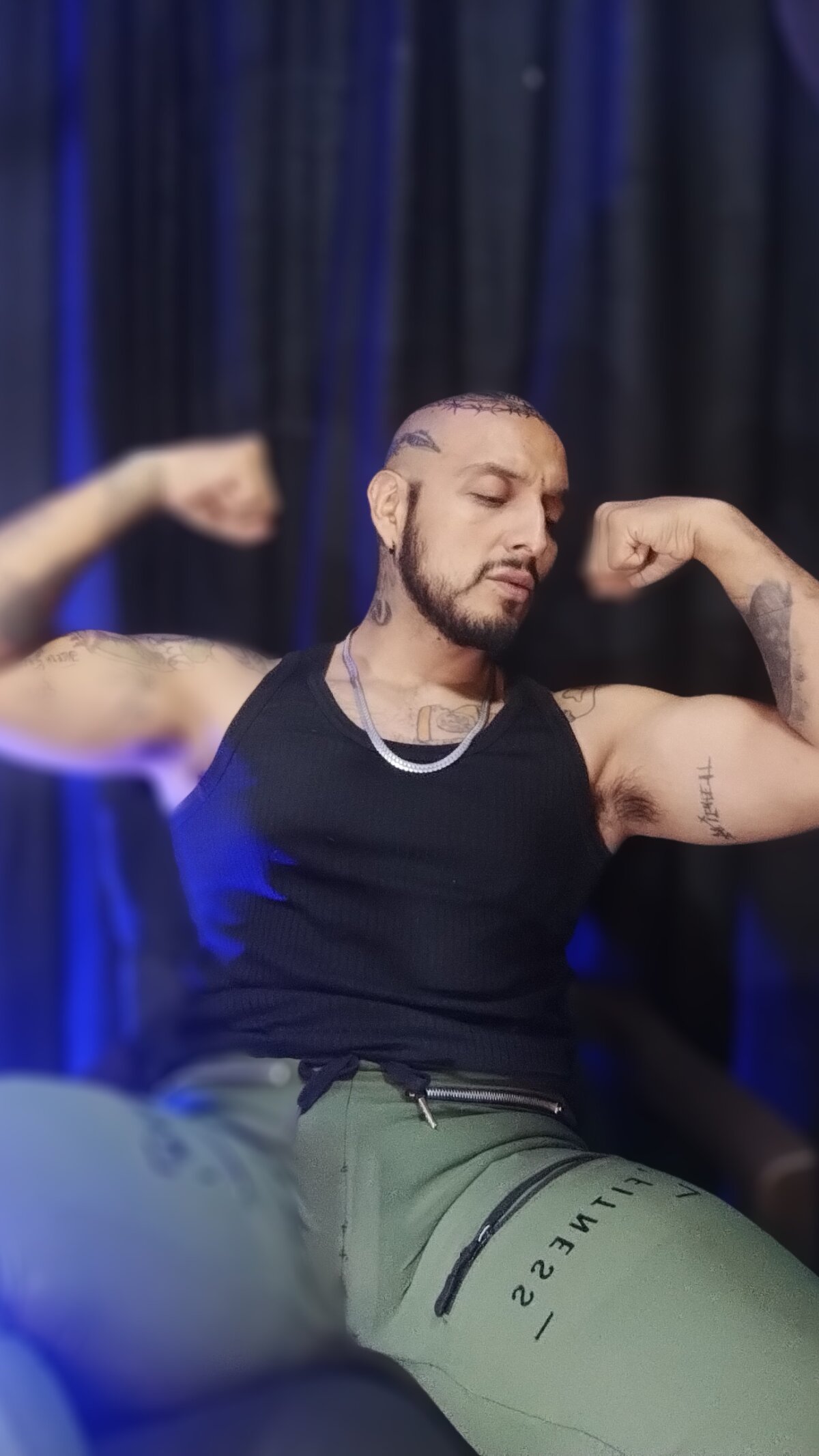 KenllyH Foto en Tendencia 8137