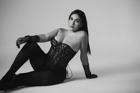 saraycollins lust and style 🤩 Pic 4