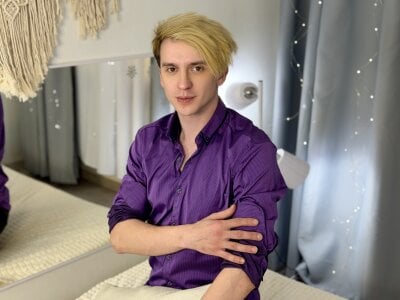 Consta_Push Public Pic