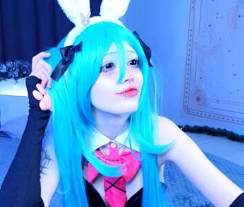 Setsunai_ New Miku Cosplay Pic 7
