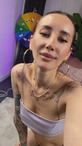 SerenaVelour Public Pic 7