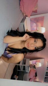 emilyrosinn It's a little bit of me Pic 5