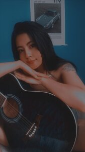 -EMILY_SWAN-MY GUITAR 💙💙 Bild 2