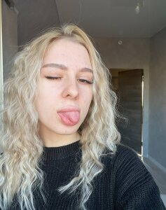 MonaChasey bzzzzzzz Pic 5