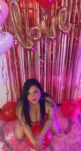 elizabeth_coleman Happy Valentine's Day 💋🍷❤ Pic 4