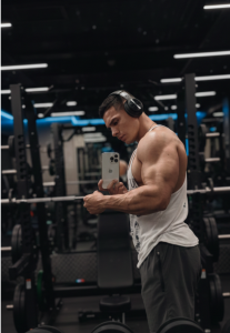 ChoreyTaiylor Pumped up at the gym 🥵 hot muscles🔥 圖片 6