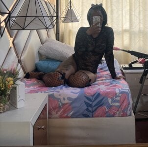 tiffany-smith Hallowen 2 Pic 4