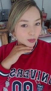 AriaVega_: Public ( 4 фото)