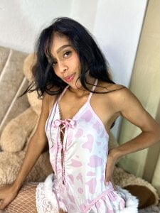 misty_noire Public Pic 2