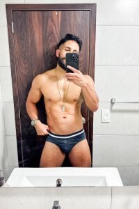 SamDornan51 SOME PICS Pic 5