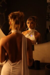 Manelyk__moon Luxury Nights 🤍 Pic 9