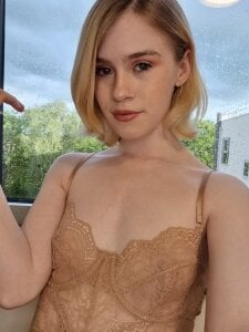PetiteElise_xcx Public Pic 7