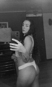 MegannP: Public ( 3 фото)