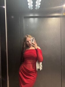 Elsi_Breinors Public . fénykép