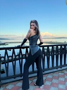 FeliciaKogen Public Pic 5