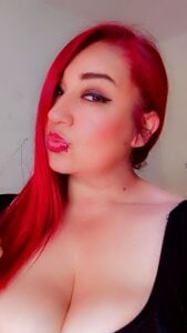 Hannah_andrews Public Gambar 3