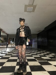 charlotbelucci_ Nigth Pic 9