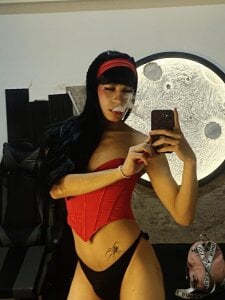 Melody-Joness a red and passionate . fénykép