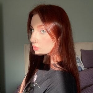 IsabellaRedfire Public Pic 4