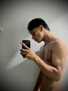 andrew_myersx Public Pic 3