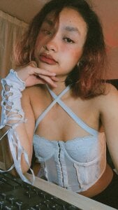 Kat_Cute Public Pic 4