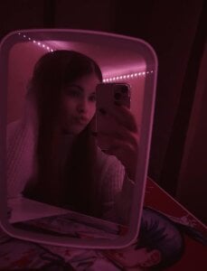 Amy_Maev Public slika