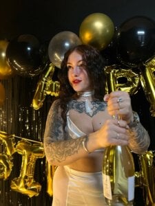 Happy birthday, born 27 years ago! de Tattitude_  2 Imagens