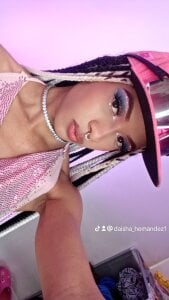 DahliaGill Public зображення