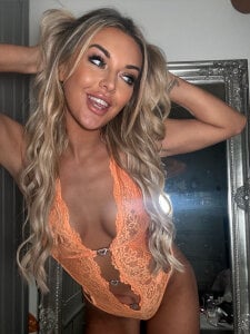 DemiBrookes Public Fotka 4