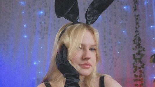 Mila_wxw Bunny girl 👯‍♂️ Pic