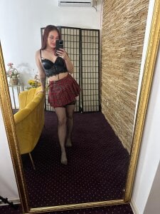 Cherry_Charmxxx Public  2টি ছবি