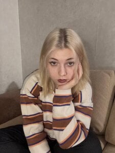 SibleyDurborow Dreamy home mood 🕯️ Pic 2